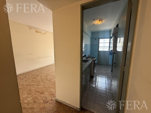Venta Departamento 2 Ambientes Con Balcón En Avellaneda