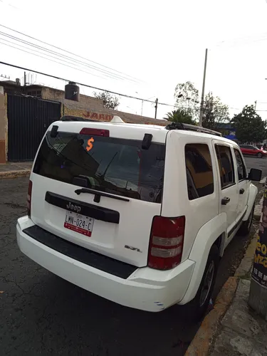Jeep Liberty Sport 4x2 At