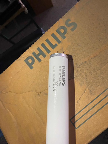 Imagen 2 de 2 de Bombillo Tubo Fluorescente Philips 226480