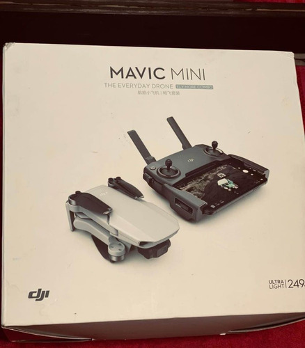 Mini Drone Dji Mavic Mini Fly More Combo Con Cámara Dos Usos