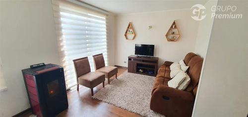 Casa Casi Nueva En Venta, 3d. Y 3b. Cómoda, Padre Las Casas