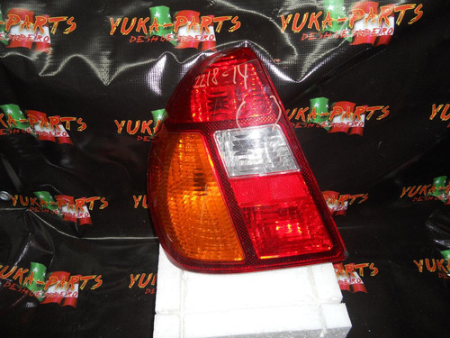 2218-14 Calavera Izquierda Nissan Platina 02-06 Con Detalle