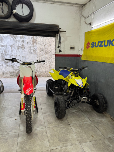 Carpeta Completa Motor Impecable Con 18hs De Uso Service De