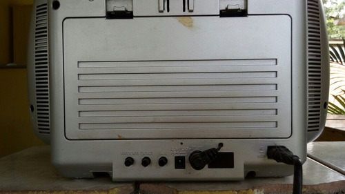 Rádio Portátil Cougar Com Cd E Tv