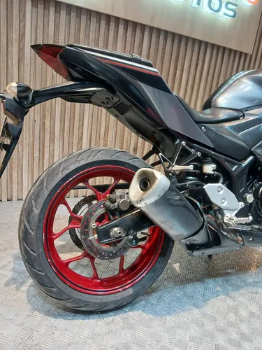 Yamaha R3 320 2017