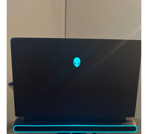 Laptop Alienware M15 R5 Amd Ryzen 7 16gb Ram 512gb Ssd (Usado)