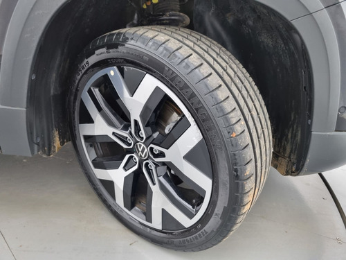 Volkswagen Taos 1.4 250 TSI TOTAL FLEX HIGHLINE AUTOMÁTICO