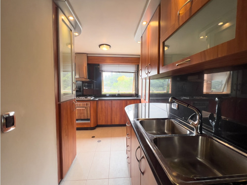Vendo Apto 123m2 2h/2b/2p Los Samanes 4306