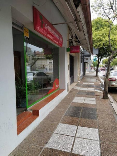 Imagen 3 de 22 de Casa - Locales - Centro