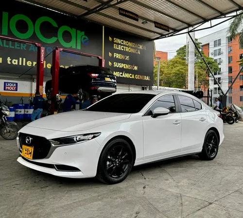 Mazda 3 2.0 Touring At Hibrido Ligero - Mhev