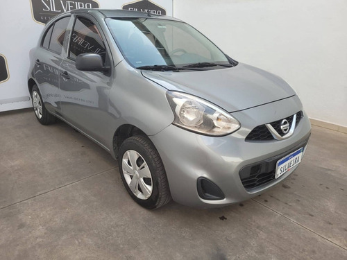 Imagem 3 de 13 de Nissan March 1.0 S 12v Flex 4p Manual
