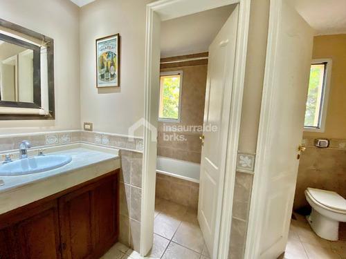 Se Alquila Casa En El Barrio La Escondida, Tigre, 5 Habitaciones Y Piscina!!!