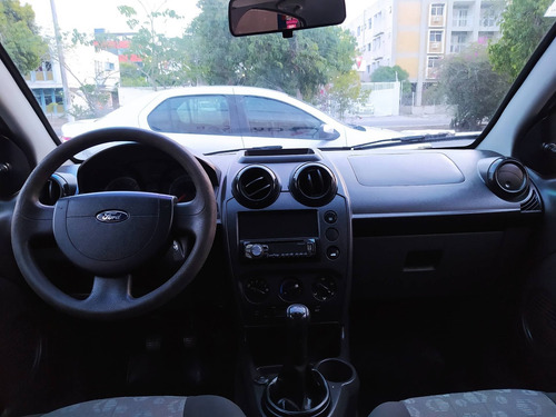 Ford Fiesta 1.0 Mpi Hatch 8v Flex 4p Manual
