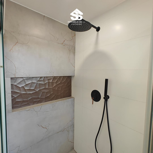 Se Vende Hermosa Casa En Urb. Aramagua Country - Maracay