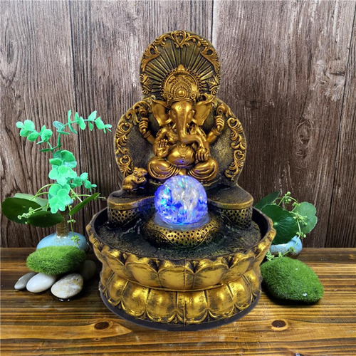 A Artesanías Con Fuentes De Arte De Buda De Resina