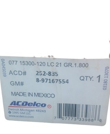 Bomba De Agua Luv Dmax 3.5 8-97167554-0