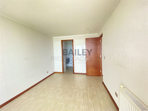 Departamento En Arriendo De 2 Dorm. En Reñaca Norte