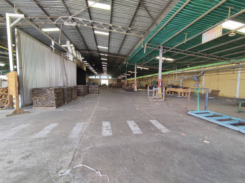 Se Vende Galpòn En La Zona Industrial El Nepe, Municipio Guacara A 500 M De Ciudad Traki. - Ivlp