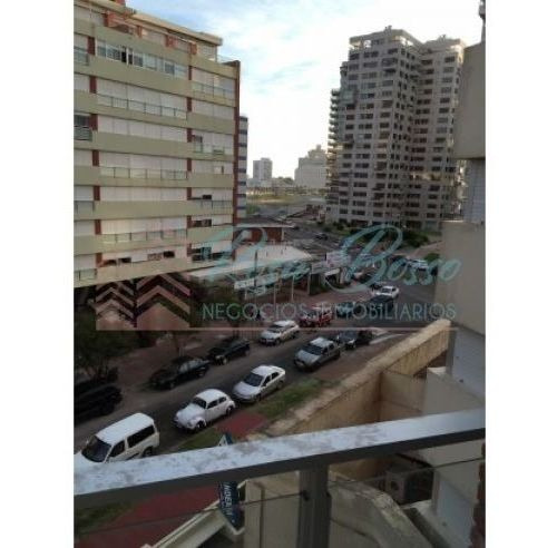 Imagen 4 de 30 de Apartamento En Brava Para La Venta.