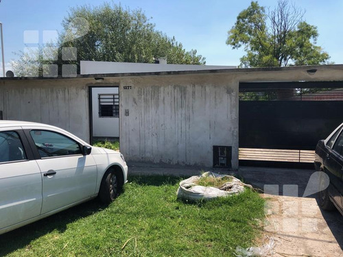 Imagen 2 de 22 de Casa - La Plata
