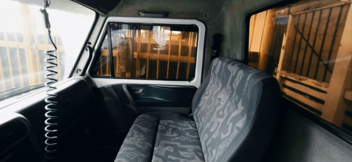 Imagem 13 de 15 de Volkswagem 13.180 -