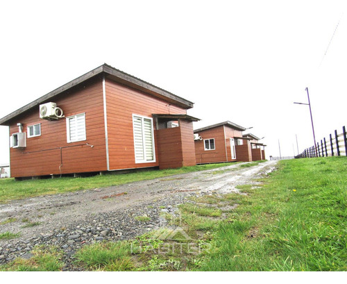 Casa En Venta De 18 Dorm. En Hualaihue