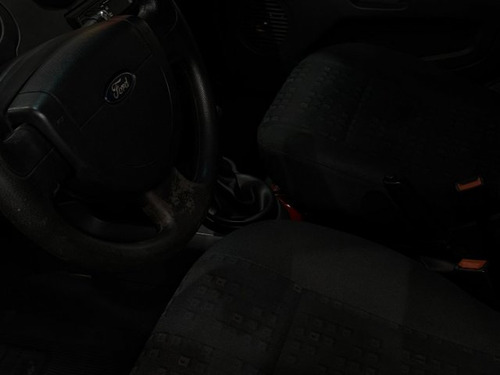 Ford Fiesta Fiesta 1.6 MPI CLASS 8V GASOLINA 4P MANUAL