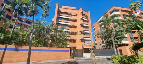 Alquiler De Apartamento En  Campo Alegre Mls #24-14822