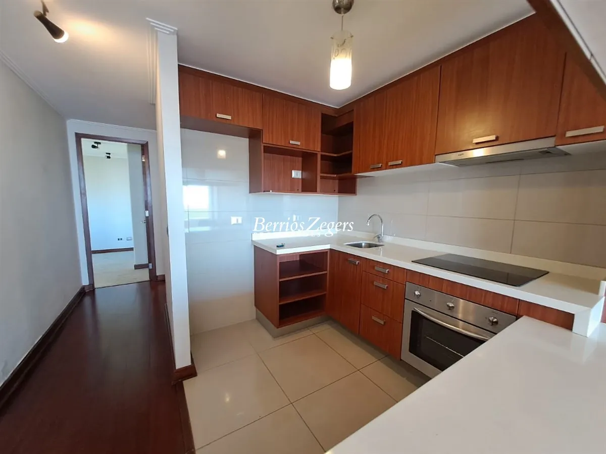 Imagen 5 de 14 de Departamento En Arriendo De 2 Dorm. En Viña Del Mar