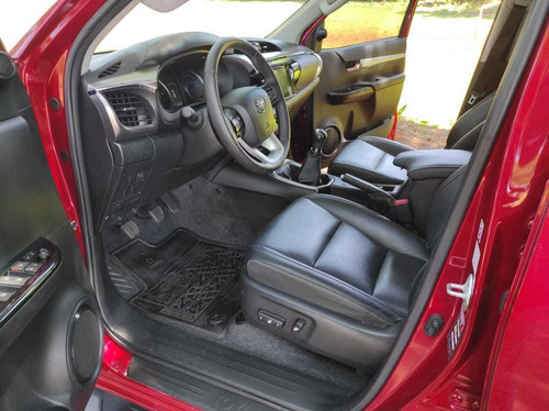 Toyota Hilux 2.8 Cd Srv Pack 177cv 4x2 2016