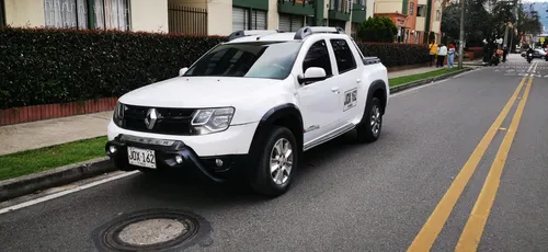 Renault Duster Oroch 2.0 Intens 4X4