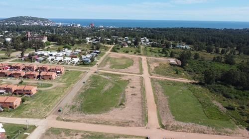 Imagen 4 de 6 de Piriápolis Venta De Terrenos Financiados. Praderas Del Mar.