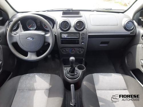 Imagem 9 de 10 de Ford Fiesta