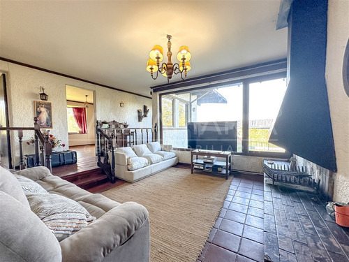 Casa En Arriendo De 5 Dorm. En Hualpén