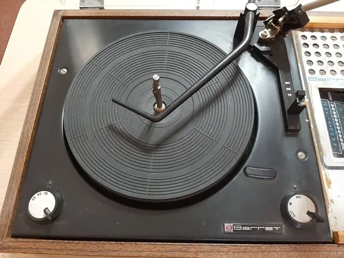 Tocadiscos barret 2025