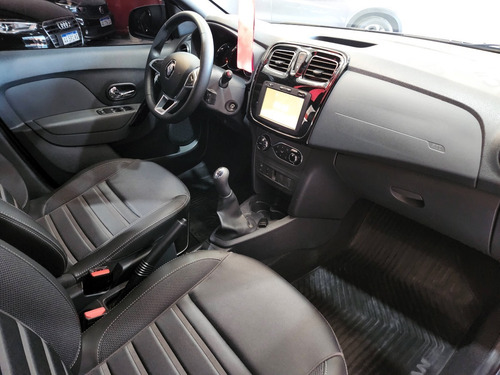 Imagen 10 de 25 de Renault Logan 1.6 16v Intense 2021