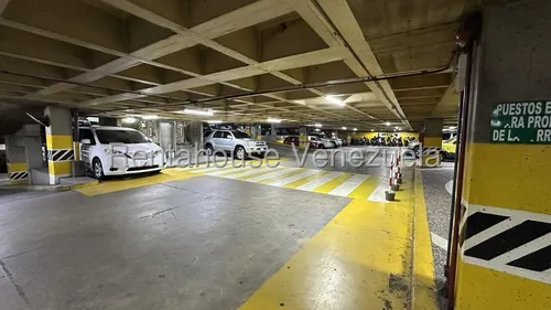 Oficina En Venta El Recreo