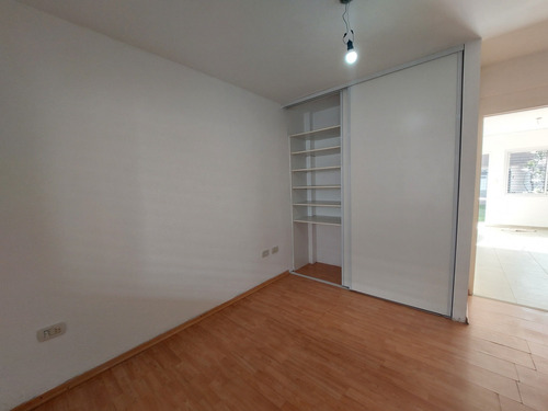 Departamento De 2 Amb C/ Patio Y Cochera- Castelar- Alquiler