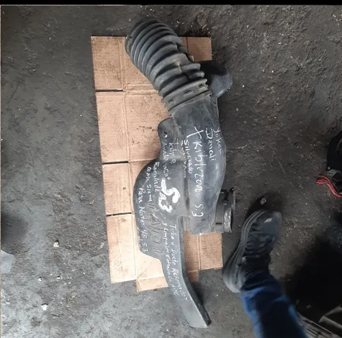 comprar Ducto Resonador Entrada Aire Chevrolet Trailblazer 4.8 5.3 6