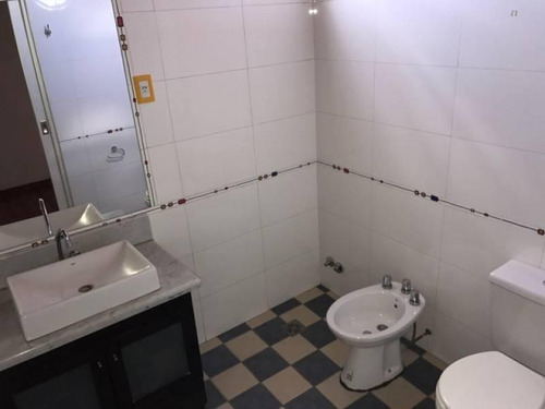 Imagen 4 de 6 de Casa Venta - Merlo Norte - Permuta - Con 2 Departamentos - Inversores