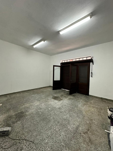 Alquiler - Local Comercial - Villa Madero