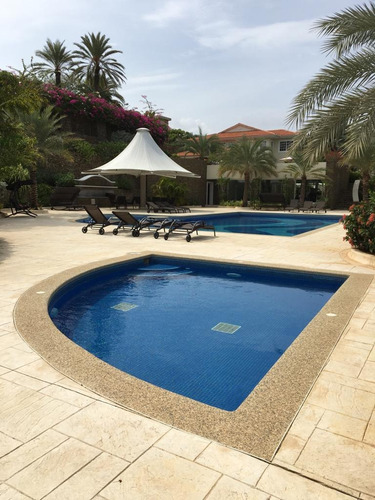 Imagen 4 de 15 de Townhouse En Venta En Zona Este