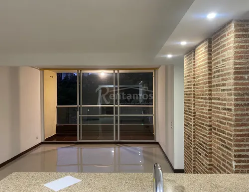 Apartamento En Arriendo En Cumbres. Cod A776147