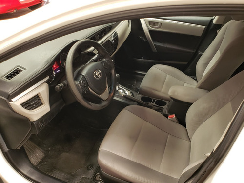 Imagen 11 de 16 de Toyota Corolla 2015 1.8 Xei Cvt 140cv