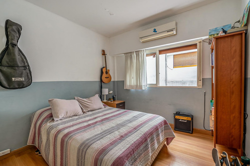 Excelente Semipiso - Venta - 4 Ambientes - Balcon - Frente - Cochera - Belgrano