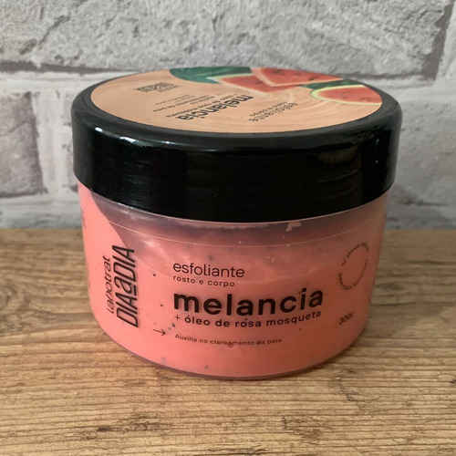 Creme Esfoliante Melancia Com Óleo De Rosa Mosqueta Labotrat