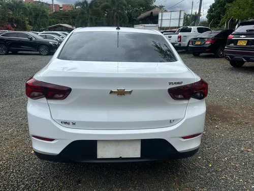 Chevrolet Onix 1.0T
