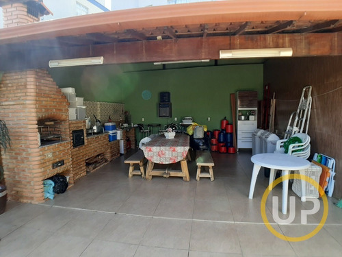 Imagem 7 de 15 de Casa À Venda No Bairro Fernão Dias - Belo Horizonte, Mg - 8405