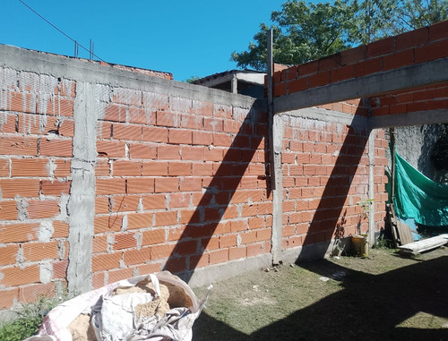 Amplia Casa En Venta Dueño Directo En Florencio Varela
