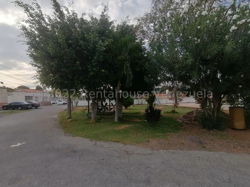 Imagen 20 de 29 de Casa En Venta Centro De Barquisimeto 22-22986 M&n 04245543093